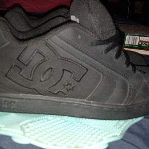 DC shoes